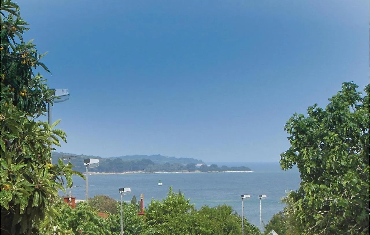 Amazing Apartment In Stinjan With Wifi